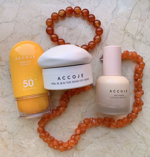 Accoje Vital in Jeju Time Repair Eye Cream review photo by mariamoskincare
