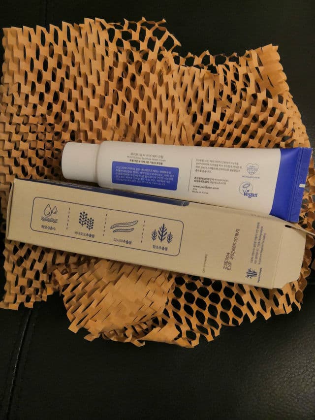 PURITO Deep Sea Pure Water Cream review photo by Pickybina