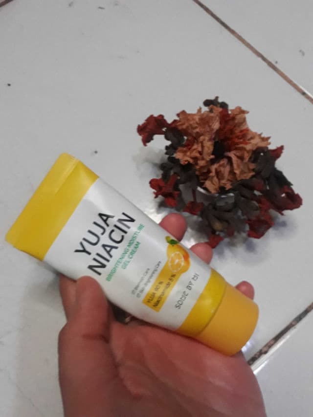 Some By Mi Yuja Niacin Brightening Moisture Gel Cream review photo by Aina18
