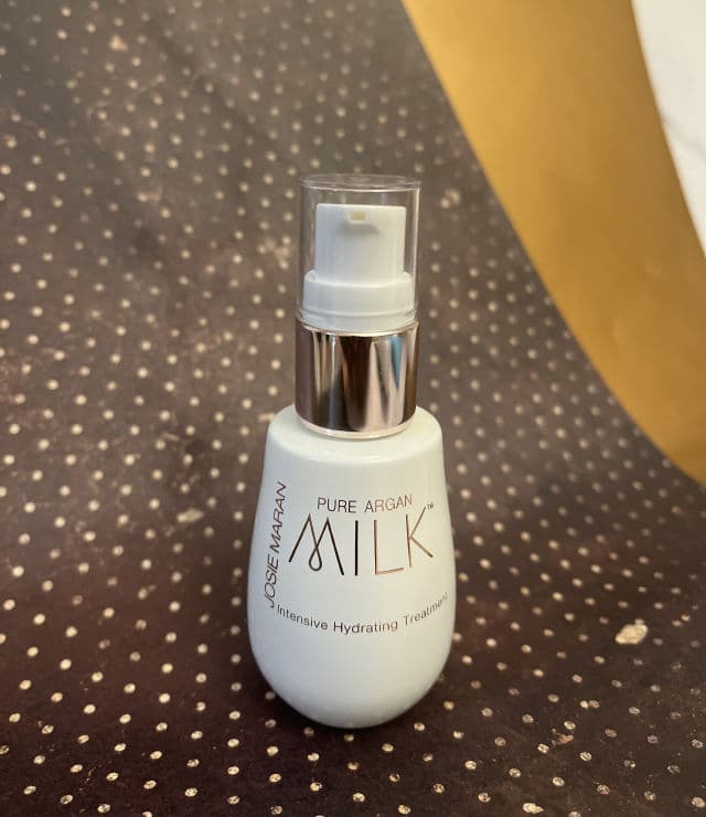 Josie Maran Cosmetics Pure Argan Milk Intensive Hydrating Treatment review photo by melissareviewsthings