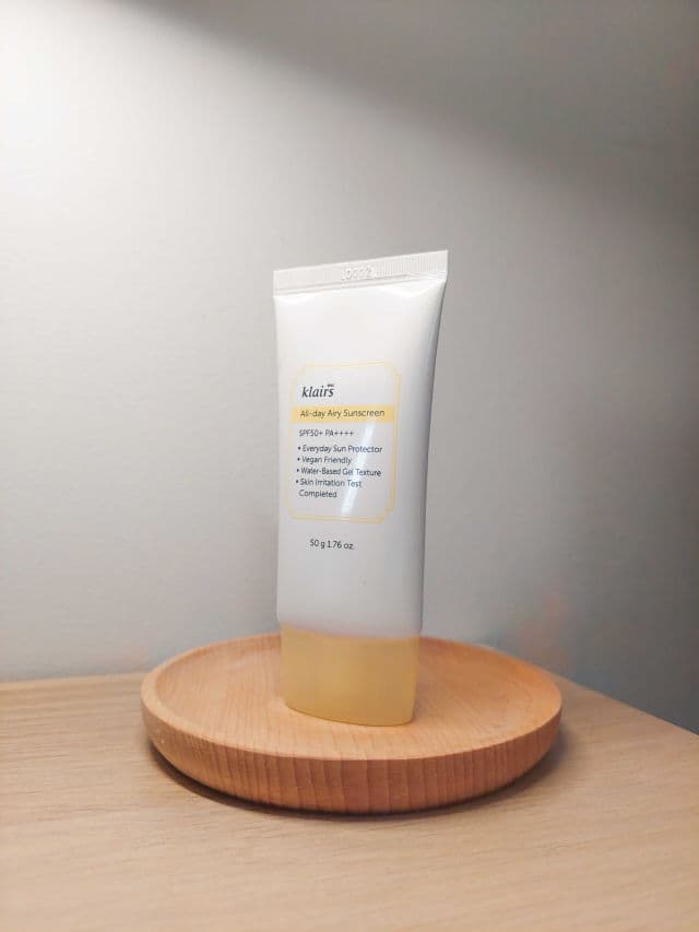 Dear, Klairs All-day Airy Sunscreen SPF50+ PA++++ review photo by skinmelz