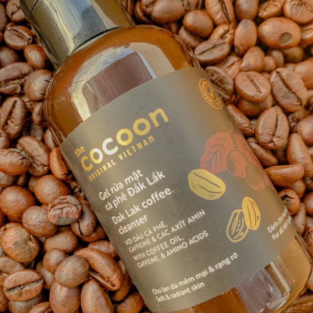 the Cocoon Dak Lak Coffee Cleanser review photo by farabeautydiary