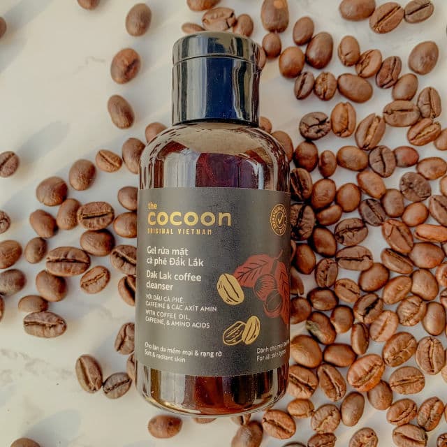 the Cocoon Dak Lak Coffee Cleanser review photo by farabeautydiary