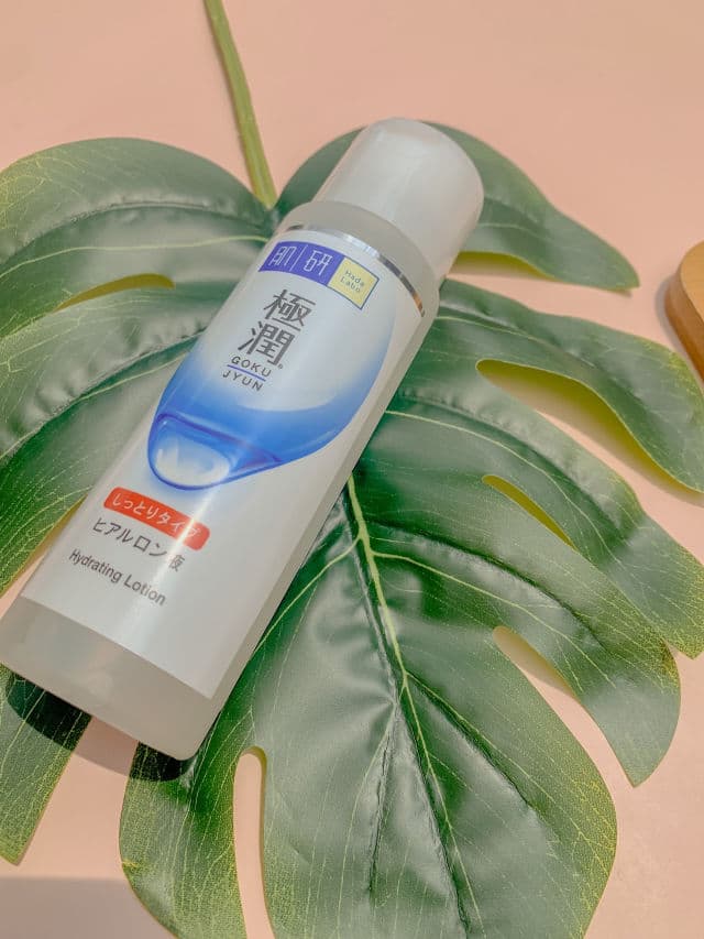 Hada Labo Hydrating Lotion review photo by farabeautydiary