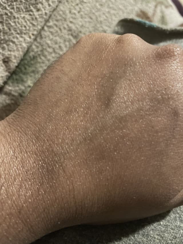 Avene Solaire UV Mineral Multi-Defense Sunscreen SPF 50+ review photo by QueenTania