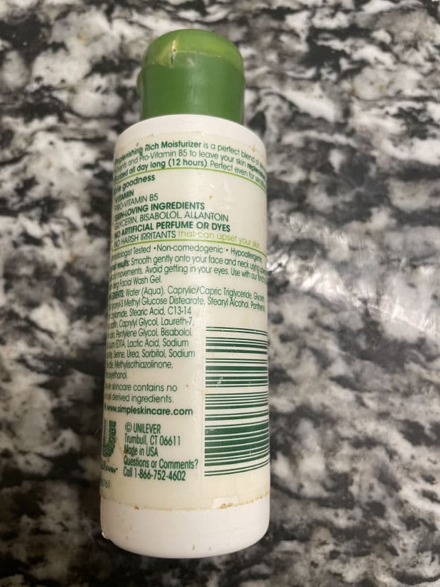 Simple Replenishing Rich Moisturiser review photo by QueenTania