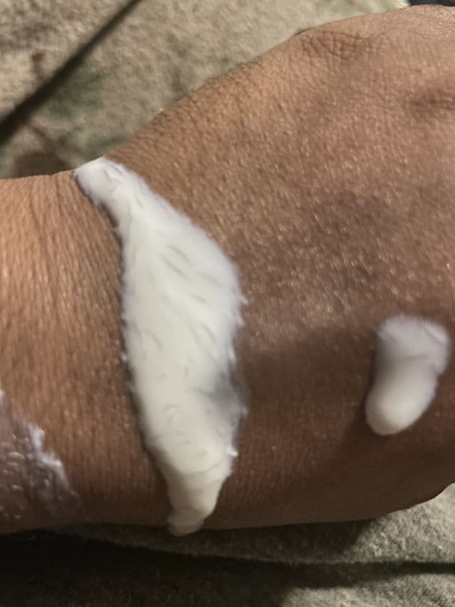 Avene Solaire UV Mineral Multi-Defense Sunscreen SPF 50+ review photo by QueenTania