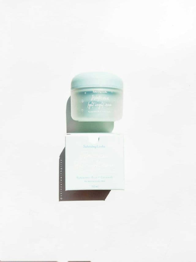 Saturday Looks Waterizer Light Weight Cream Hyaluronic Acid + Ceramide review photo by skincarewithgrizz