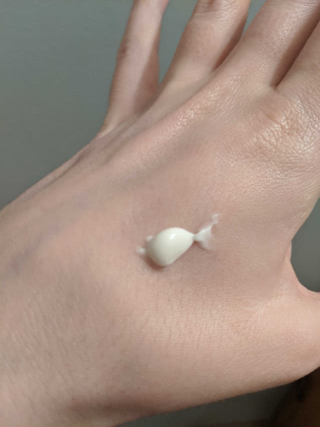 Eucerin Eczema Relief Flare-Up Treatment review photo by skincaretogether