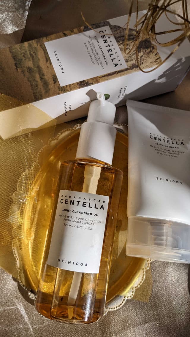 Madagascar Centella Light Cleansing Oil product review