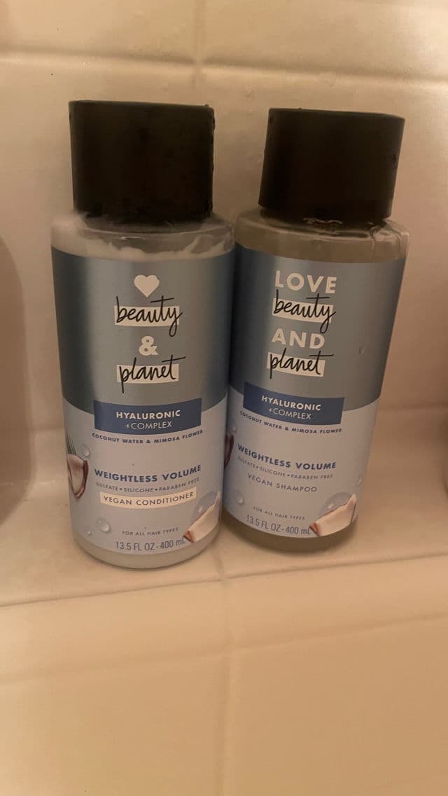 Love Beauty and Planet Coconut Water & Mimosa Flower Volume & Bounty Shampoo review photo by callhershelby