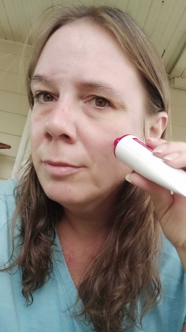 RAVIEL Multi Vitamin Dark Spot & Blemish Care Face Serum review photo by lookingmybest