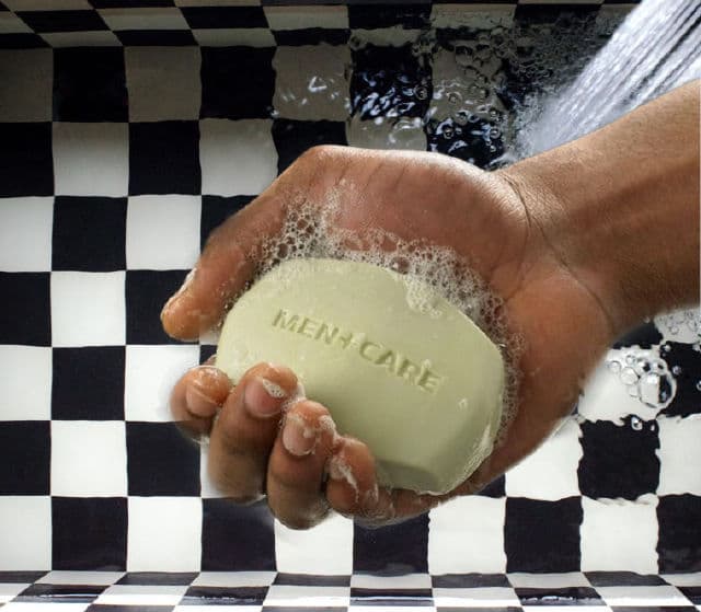 Dove MEN+CARE Extra Fresh Body and Face Bar review photo by Khamoshi