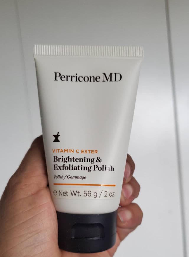 Perricone MD Vitamin C Ester Brightening & Exfoliating Polish review photo by georginapayan