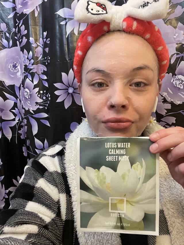 Rovectin [Discontinued] Lotus Water Calming Sheet Mask review photo by AriZombieSkincare