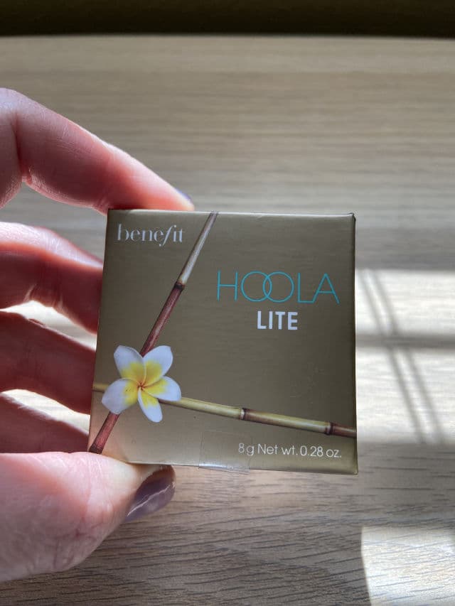 Benefit Cosmetics Hoola Caramel review photo by nuobeier