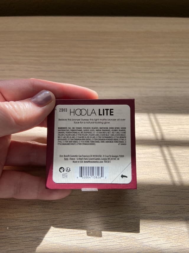 Benefit Cosmetics Hoola Caramel review photo by nuobeier