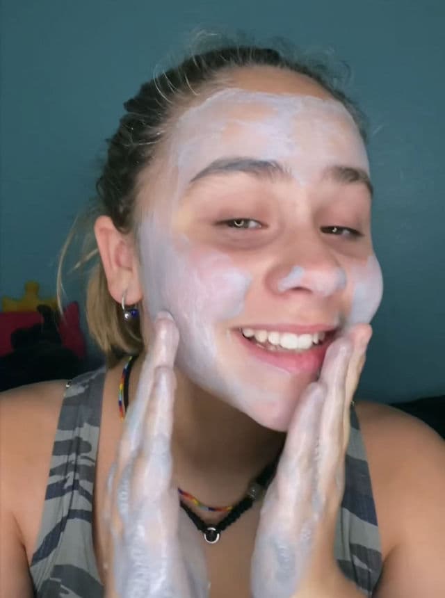 GlamGlow Supercleanse review photo by HayGrooves