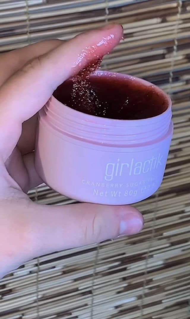 Girlactik Cranberry Sugar Face Scrub review photo by HayGrooves