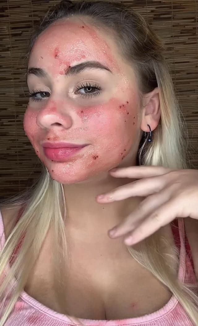 Girlactik Cranberry Sugar Face Scrub review photo by HayGrooves