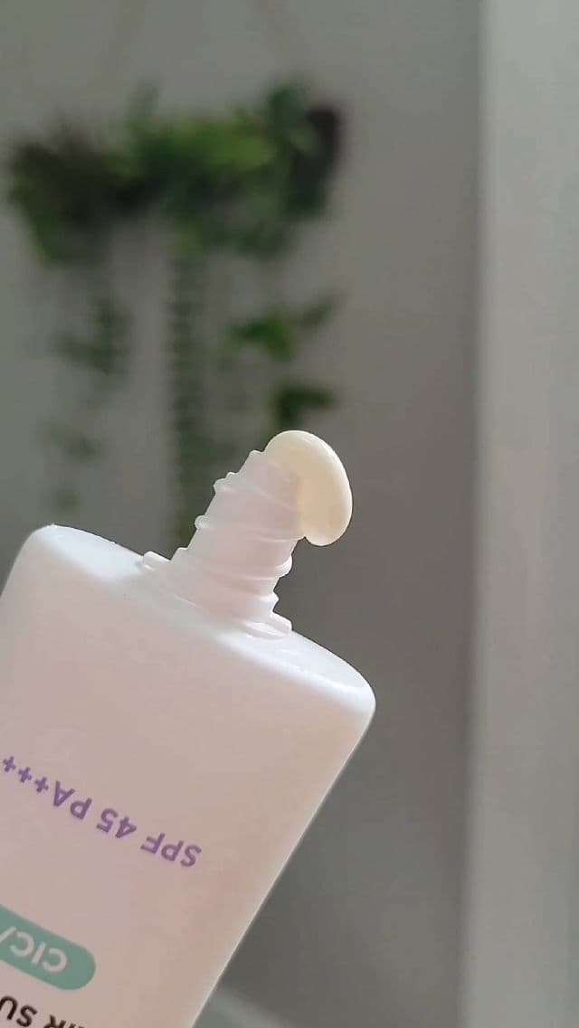 BANOBAGI Milk Thistle Repair Sunscreen Plus SPF 45+ PA++++ review photo by JillF