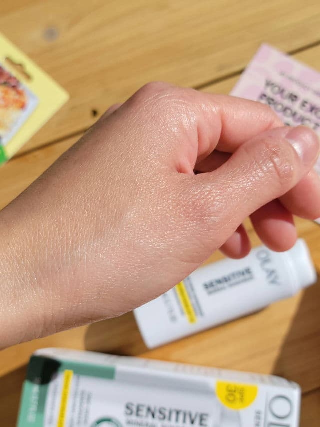 Olay Sensitive Mineral Sunscreen Zinc Oxide Sunscreen Broad Spectrum SPF 30 review photo by JillF