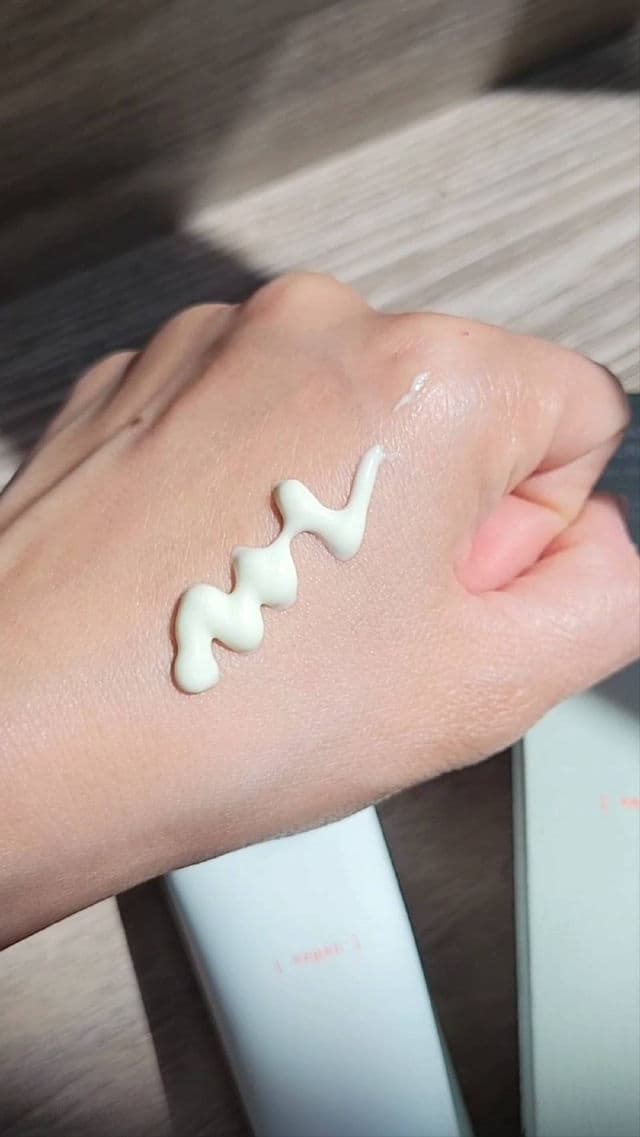 Hyggee Vegan Sun Cream SPF50+ PA++++  review photo by JillF