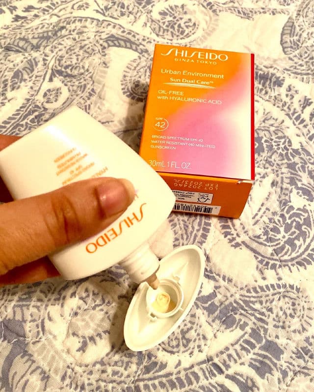 Shiseido Urban Environment Oil-Free Suncare Emulsion - SPF 30 review photo by shinymn