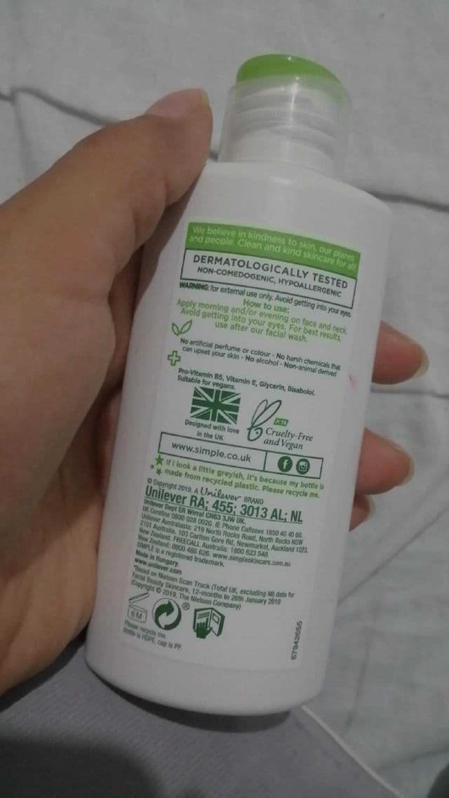 Simple Kind to Skin Replenishing Rich Moisturiser review photo by isamontejo1989