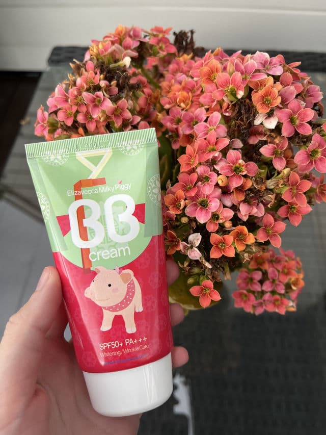 ELIZAVECCA Milky Piggy BB Cream SPF50+ PA+++ review photo by helenaamyhre