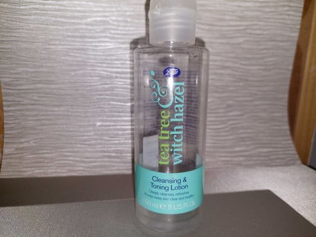 Boots Tea Tree & Witch Hazel Cleanser and Toner review photo by browneyedgab