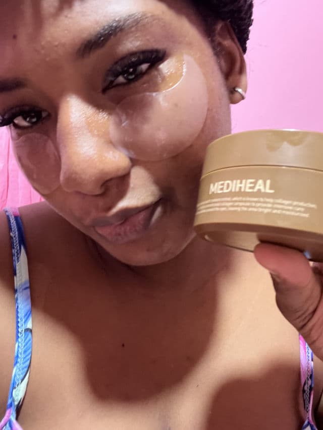 MEDIHEAL Retinol Collagen Under Eye Patch review photo by larileinny