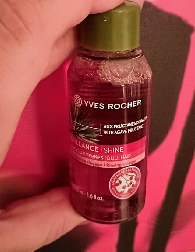 YVES ROCHER Brillance Shine Rinsing Vinegar review photo by Mucci