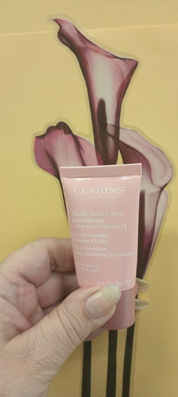 Clarins Multi-Active Day Cream - All Skin Types review photo by Mucci