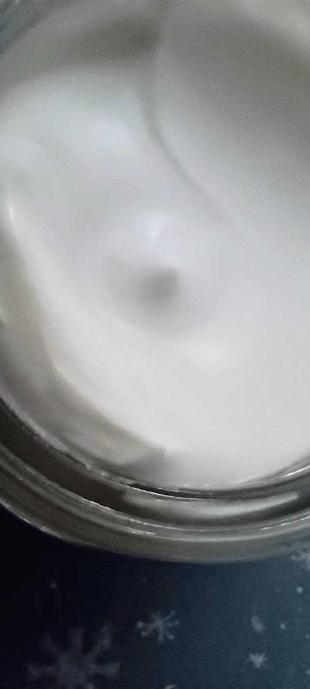 Garnier Skin Naturals Hyaluronic Aloe Cream review photo by Mucci