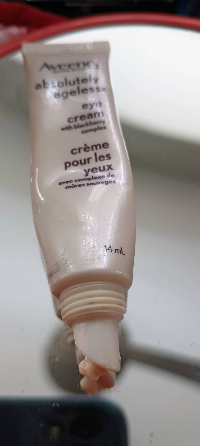 Aveeno Absolutely Ageless Eye Cream review photo by Mucci