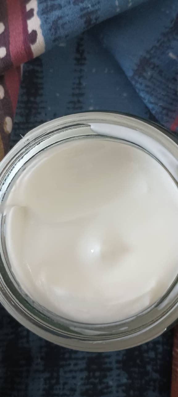 Garnier Skin Naturals Hyaluronic Aloe Cream review photo by Mucci