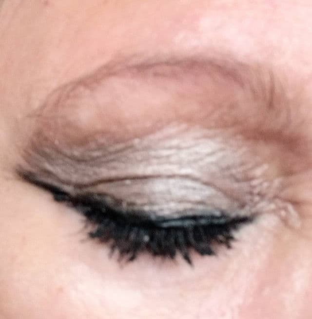 CoverGirl Eye Enhancers 3 Kit Eye Shadow - 110 - Shimmering Sands review photo by Mucci