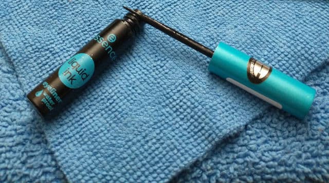 Essence Liquid Ink Eyeliner Waterproof review photo by Mucci