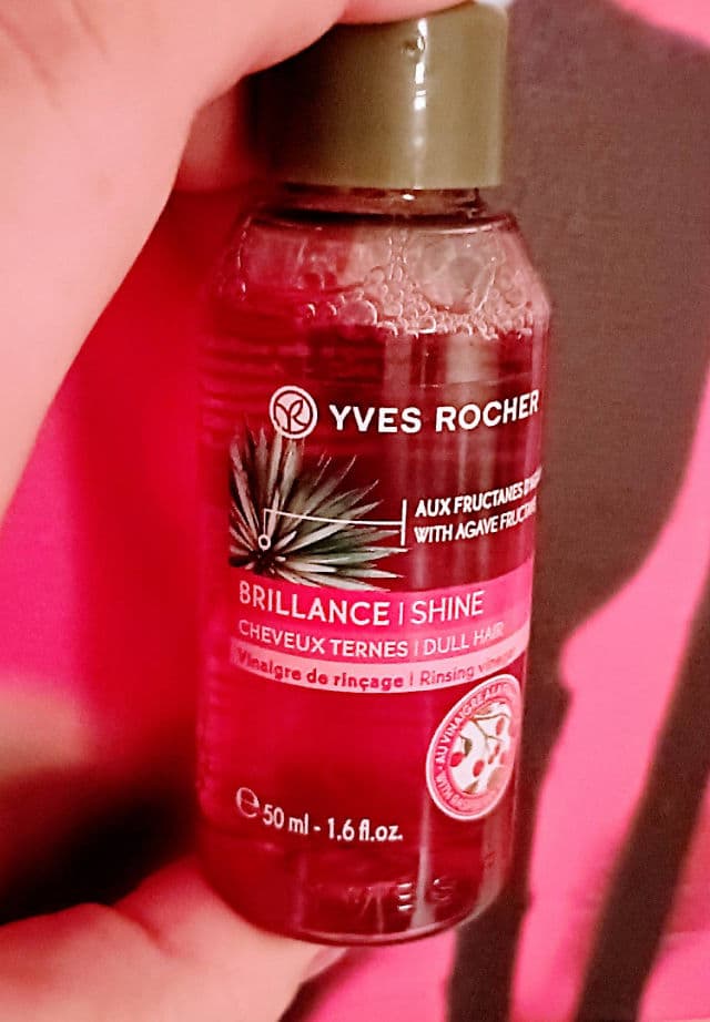 YVES ROCHER Brillance Shine Rinsing Vinegar review photo by Mucci