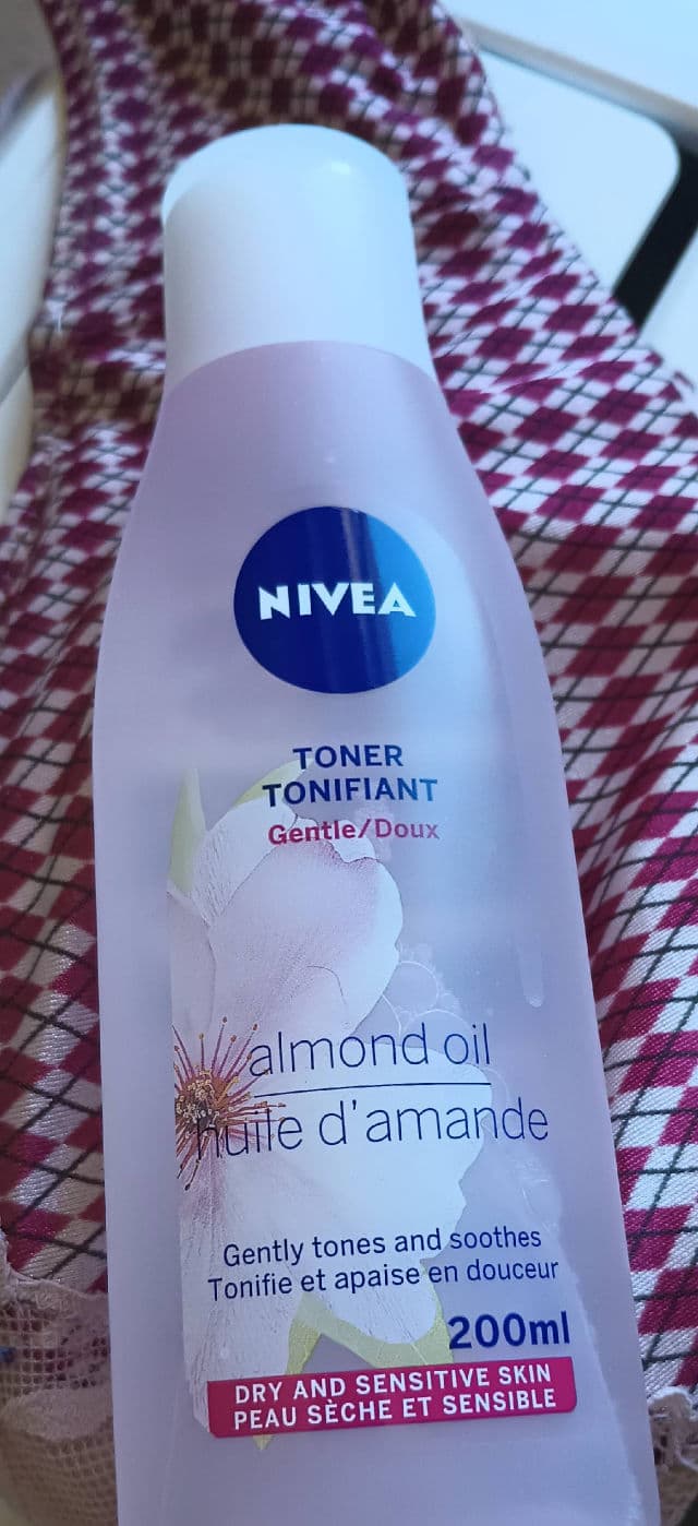 Nivea Soothing Toner Dry to Sensitive Skin review photo by Mucci