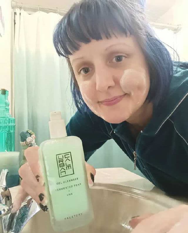 FaceTory Urban Calm Gel Cleanser review photo by Forestfairy