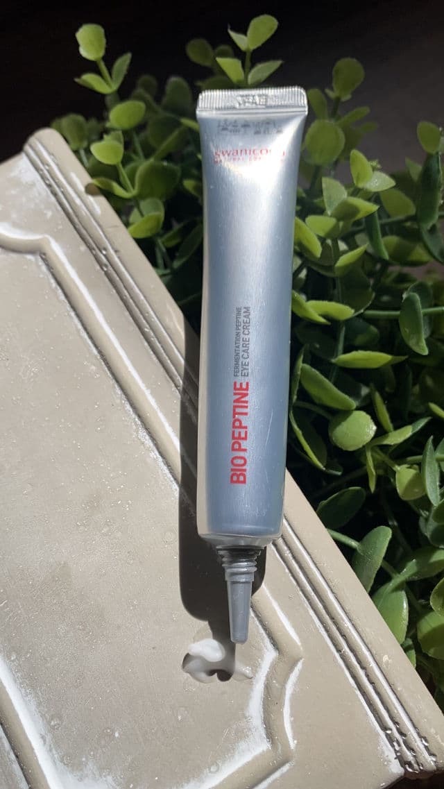 Swanicoco Bio Peptine Fermentation Peptine Eye Care Cream review photo by Oilyskincare