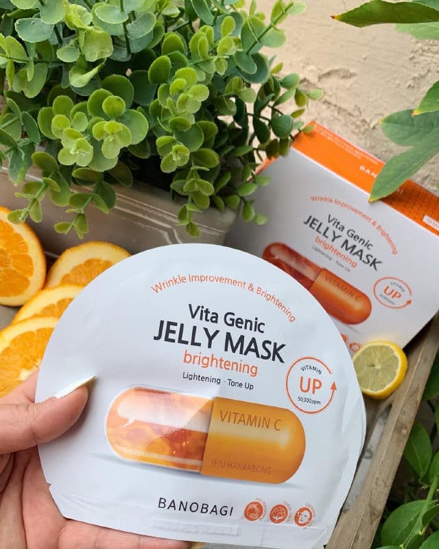 BANOBAGI Vita Genic Brightening Jelly Mask review photo by Oilyskincare