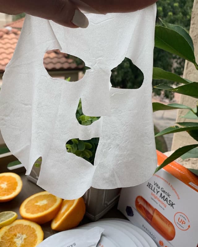 BANOBAGI Vita Genic Brightening Jelly Mask review photo by Oilyskincare
