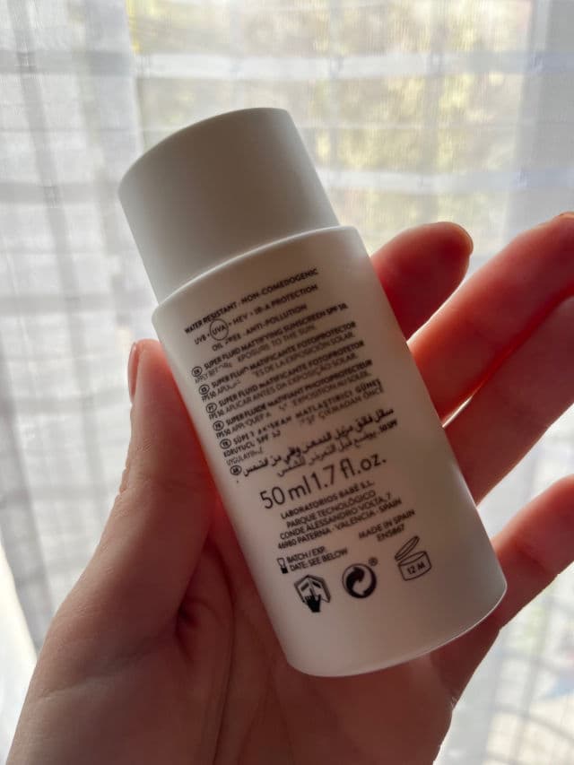 Babe Laboratorios Super Fluid Mattifying Sunscreen SPF 50 review photo by rociojavibeauty