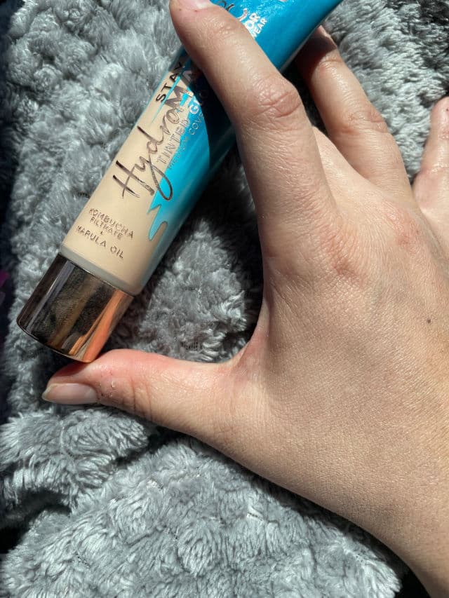 Urban Decay HydroManiac Tinted Glow Hydrator review photo by lizethsalas8