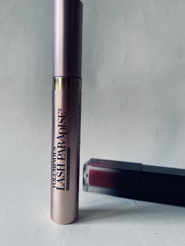 L'Oreal Paris Voluminous Lash Paradise Mascara review photo by Shivach
