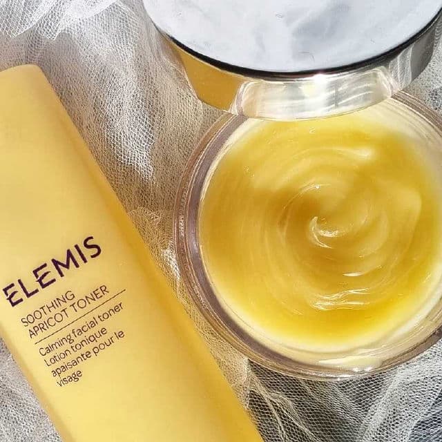 Elemis Soothing Apricot Toner review photo by SkincarebyAlex