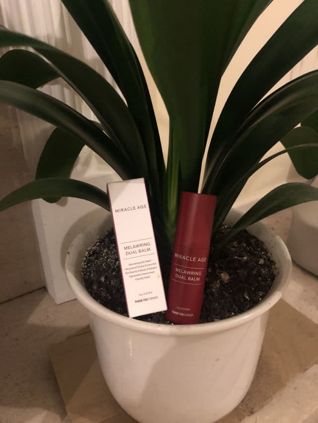 THANK YOU FARMER Miracle Age Melawring Dual Balm review photo by l88exa